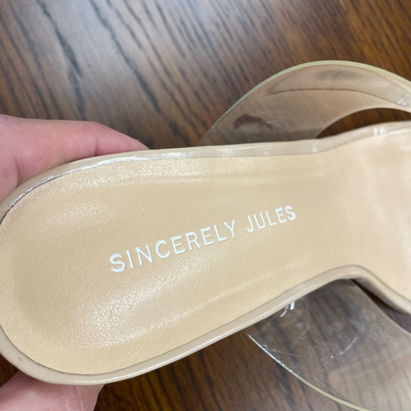 Sincerely Jules Cream Wedges with Lucite Accents - Picture 4 of 5